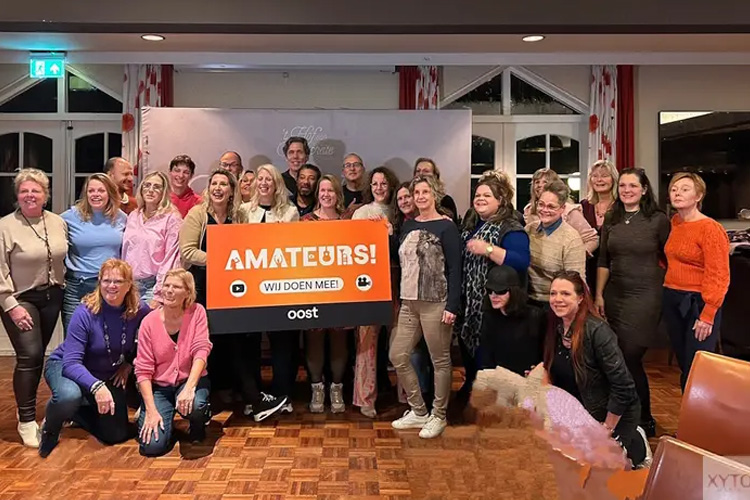 Zang- en Danstheater Apropos schittert op Korenfestival in Paradiso